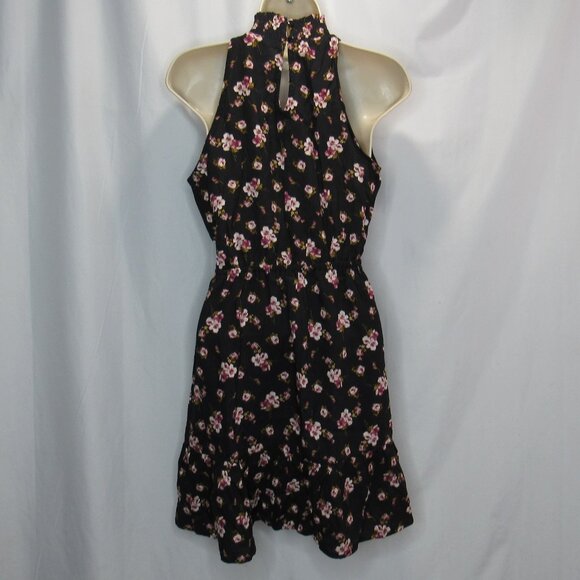 Heart Heels Women's Smocked Neckline Godet Skirt Sleeveless Mini Dress Size M - Picture 2 of 8